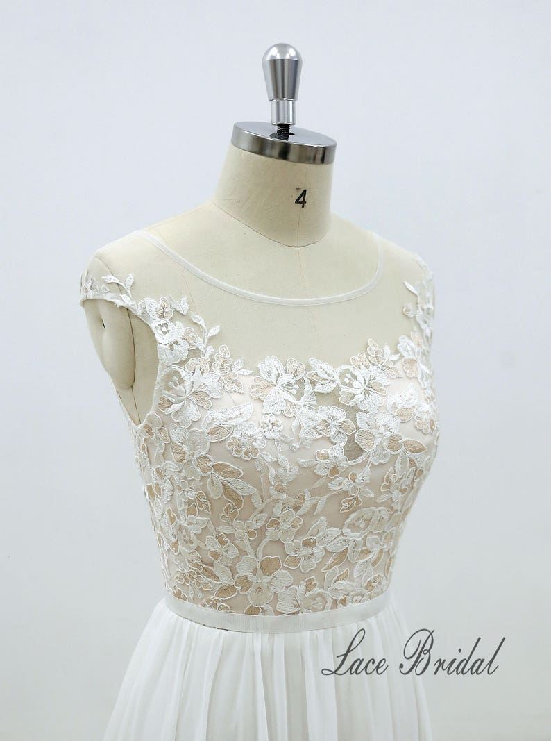 Unique Double Colored Lace Wedding Dress with Small Cap Sleeves Elegant Vintage Boho Wedding Dress Chiffon A Line Wedding Dress