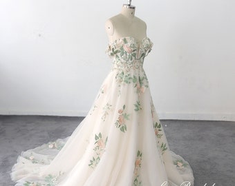 Forest Fairy Wedding Dress,  Green Lace Wedding romantic forest wedding wedding dress colorful wedding dress