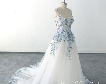 Customized wedding dress blue lace wedding dress Romantic light wedding dress with straps