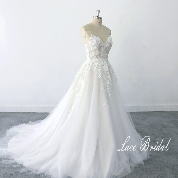 Boho Lace Wedding Dress, Backless Beach Bridal Gown for Destination Weddings