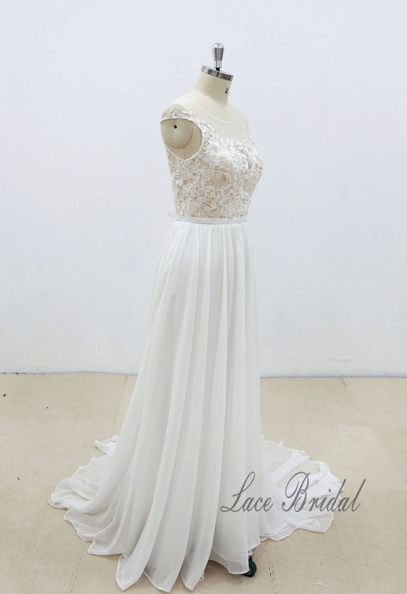 Unique Double Colored Lace Wedding Dress with Small Cap Sleeves Elegant Vintage Boho Wedding Dress Chiffon A Line Wedding Dress