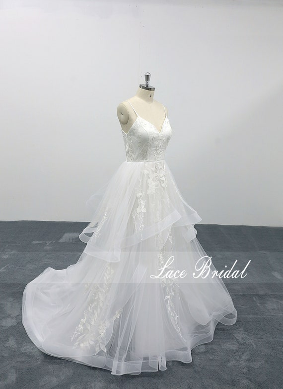 thin lace wedding dress