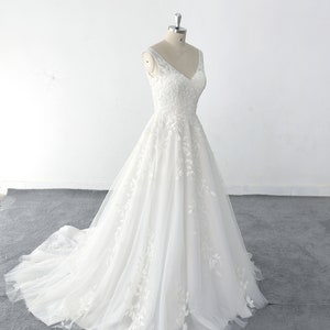Custom made A-line light wedding dress wedding dress, 3D tree leaf three-dimensional lace wedding dress, summer bridal gown