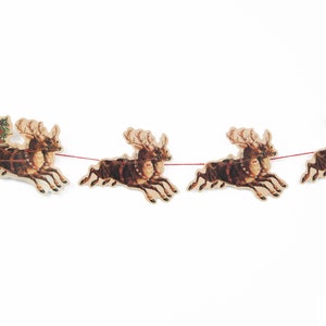 Santa Sleigh and Reindeer Garland