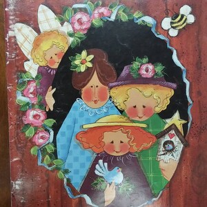 Susan Jill Hall Decorative Painting Stuffed Animals and Dolls and Other Home Decor Paws and Posies 1990 Door Huggers