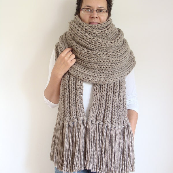 Sciarpa in maglia oversize con nappe, enorme sciarpa con frange in maglia grossa, sciarpa di lana gigante, sciarpa avvolgente jumbo, grande sciarpa invernale da donna