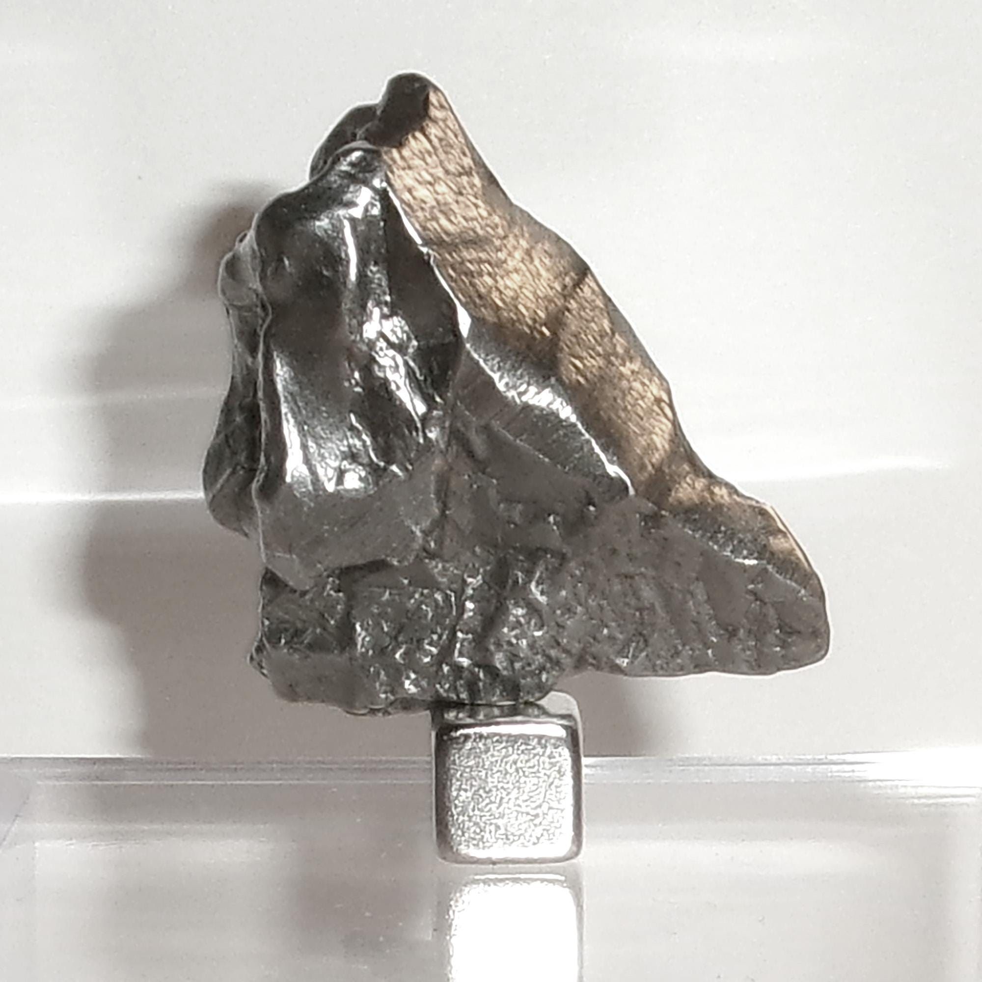 Meteorite Campo Del Cielo 19.1 Gram Crystal With Display Cube and ...