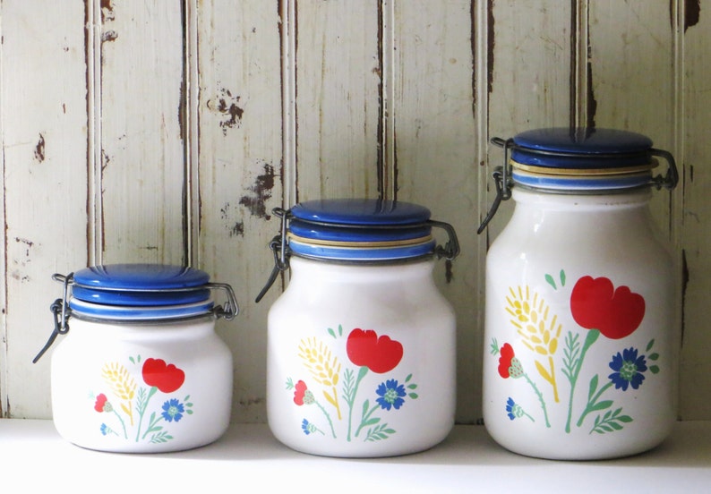 Vintage Tulip Canisters Graduated Set Of 3 Countertop Etsy