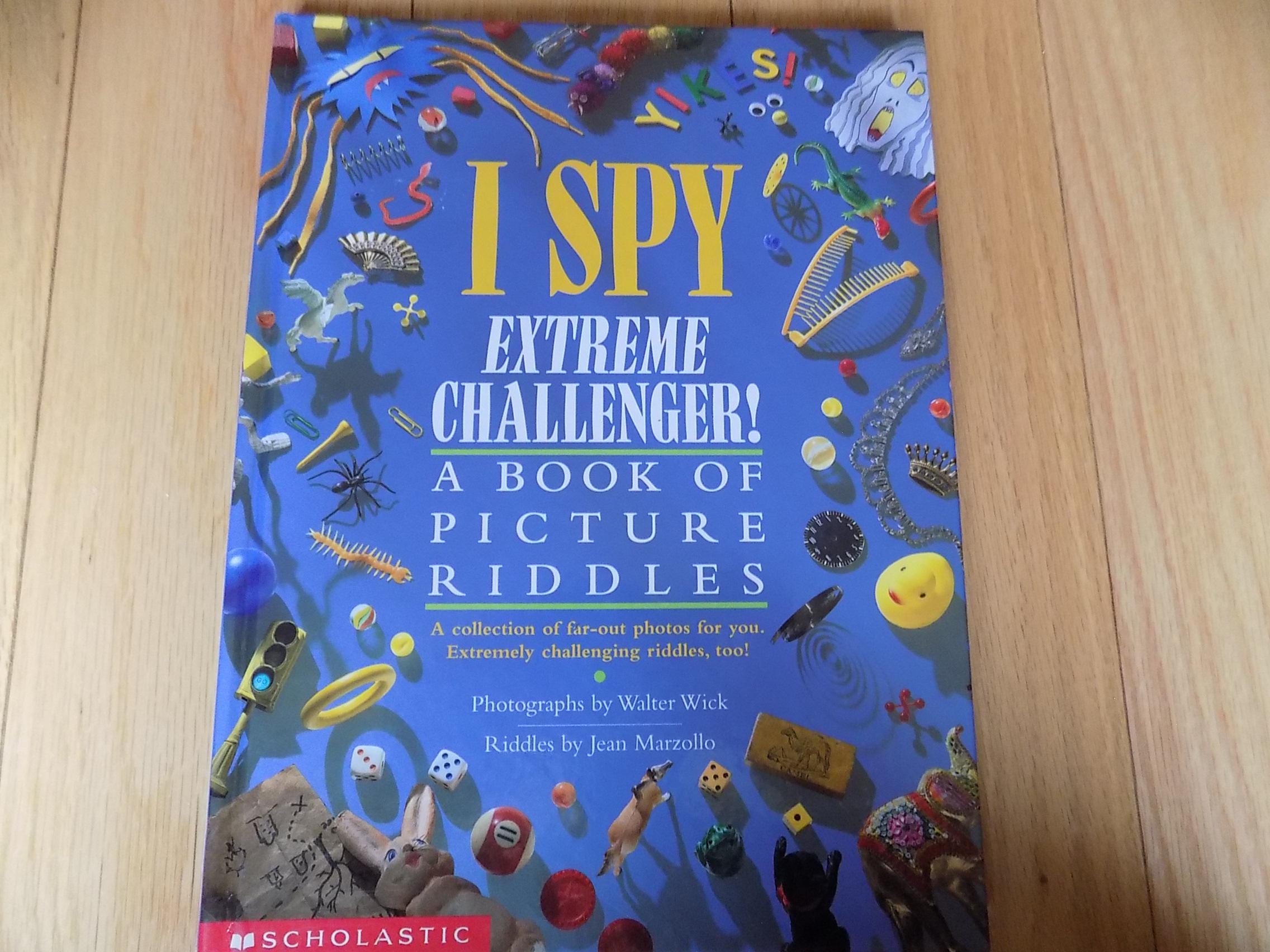 I Spy Extreme Challenger! Book: Hidden Pictures Look and Find