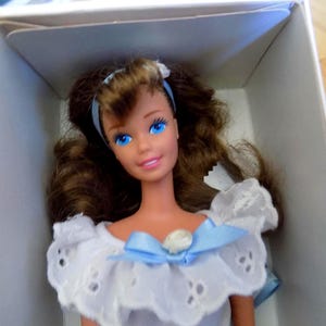 Vintage Little Debbie Barbie Doll: 1995 Mattel Collector&#39;s Edition