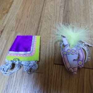 My Little Pony Vintage Hasbro 1980&#39;s MLP Pony Wear Parade Pizzazz Accessories Pony G1 Toy Horse Doll Horses Action Figure