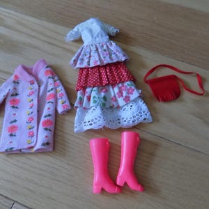Hasbro 1971 Doll of the World of Love Hippie Flower Child Vintage Toys Dolls Action Figure Dolls Clothing