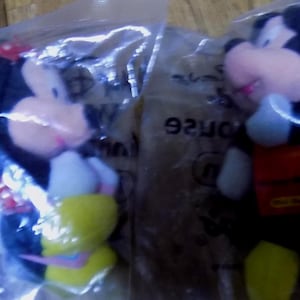 Sealed Mini Bean Mickey and Minnie Mouse Plush, Kellogg's 2001 image 1