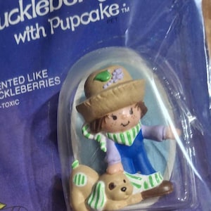 Strawberry Shortcake Mini Strawberryland Miniatures Huckleberry Pie Sealed Vintage Kenner PVC