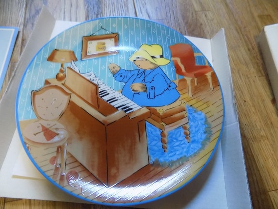 Vintage Paddington Bear Ceramic Plate: Musician's Dream Collection