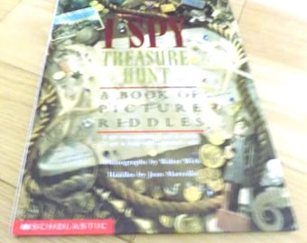 I Spy Treasure Hunt Book Hidden Pictures Look and Find Search Picture Riddles Wick