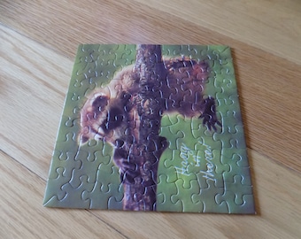 Miniaturowe puzzle Springbok, Hallmark, zabytkowe lalki dla dzieci, "Hang in There" Racoon