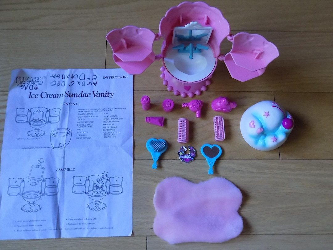 PLANET OF THE DOLLS: Doll-A-Day 2019 #29: Skipper in Ice Cream and Cake