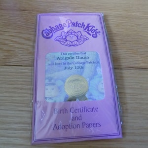 Koolpatch Kinderen Geboorteakte Adoptiepapieren CPK Vintage Speelgoed Poppen Kleding Outfit Accessoires Abigale Iliana