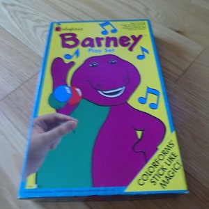 Barney The Dinosaur Colorforms Playset 1990&#39;s Vintage Day Care Childrens Toy Dolls