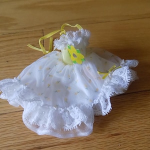 Vintage 1986 Lady LovelyLocks Doll Dress: Picnic
