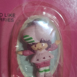 Strawberry Shortcake Mini Strawberryland Miniatures Raspberry Tart Sealed Vintage Kenner PVC