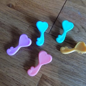 QUINTS Tyco Playset Vintage 1980&#39;s Toys Doll Quintuplets dolls action figures doll hair brushes combs accessories