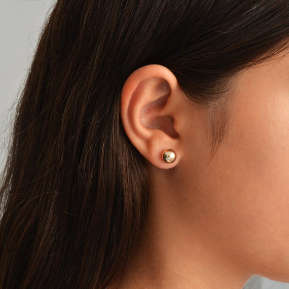 gold earrings under 12000