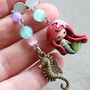 brincos pendentes Ariel, pingente Disney, brincos Disney, joias Disney, joias Ariel, brincos de argila de polímero, Zingara Criativa