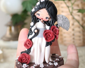 Figurine de geisha - Zingara creativa en argile polymère - réalisée sur commande