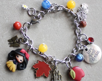 Snow White Charm Bracelet – Handmade Fimo Kawaii Doll, Disney Princess Jewelry, Polymer Clay Charm Bracelet, disney lovers jewels