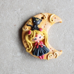 Colgante de Sailor Moon en la Luna, para collar o llavero, muñeca de Fimo, gitana creativa, colgante de Fimo, arcilla polimérica, dibujos animados