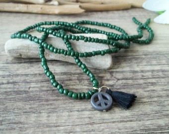 Cute Boho Necklace Dark Green with Peace Sign and Tassel