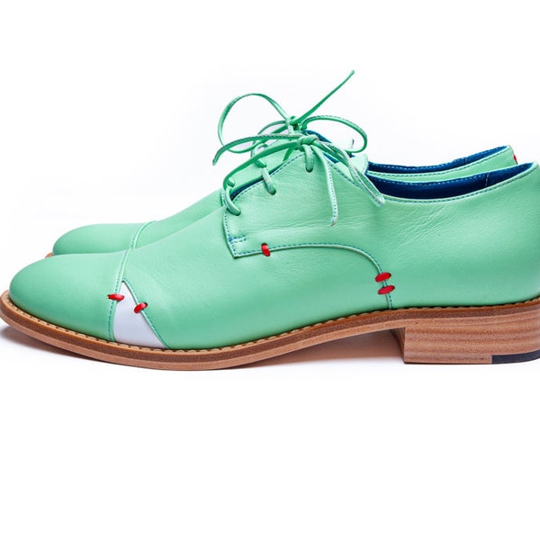 Women's Mint green brogues shoes, Green women's oxford shoes, Handmade Oxford & tie shoes for women, Green flats, Perfect fit shoes