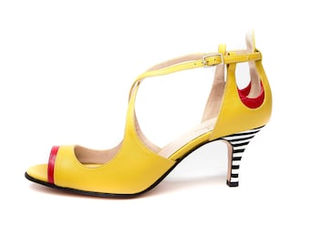 yellow kitten heels