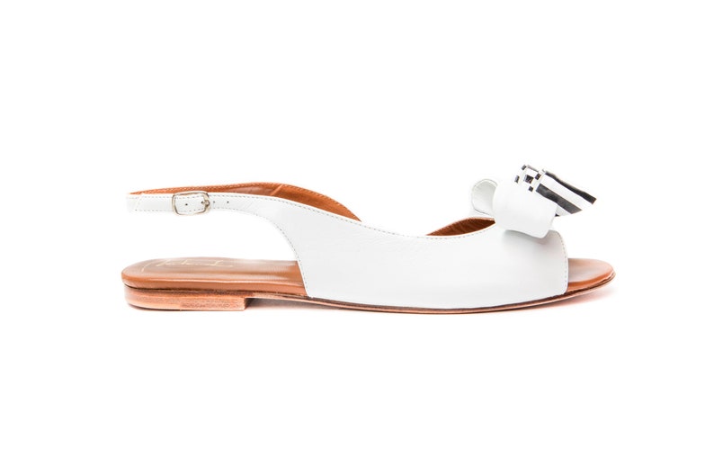 White leather slingback flat sandals/ handmade open toe bow sandals/ Wedding D'orsay flat shoes/ Bridal flats/ Comfortable shoes zdjęcie 2