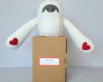 HUG IN A BOX - Gift for a far away friend - Yeti