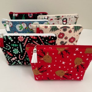 Handmade Holiday Cosmetic Bag – Christmas Zipper Pouch