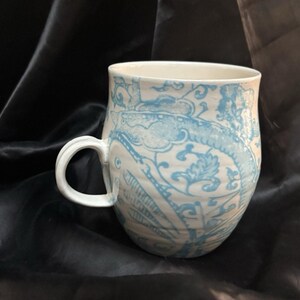ANTHROPOLOGIE Homegrown Alphabet Monogram Ceramic Mugs Letter M Blue MINT 4" image 6