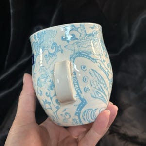 ANTHROPOLOGIE Homegrown Alphabet Monogram Ceramic Mugs Letter M Blue MINT 4" image 8
