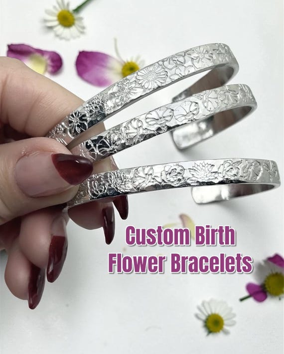 Custom Birth Month Flower Bracelet, Best Friend Birthday Gift for Her, Unique gift for Mom or Mother Daughter Matching bracelet