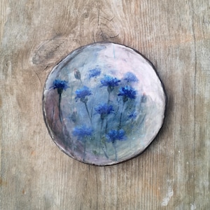 Handmade Floral Stoneware Plate: Rustic Kitchen Decor