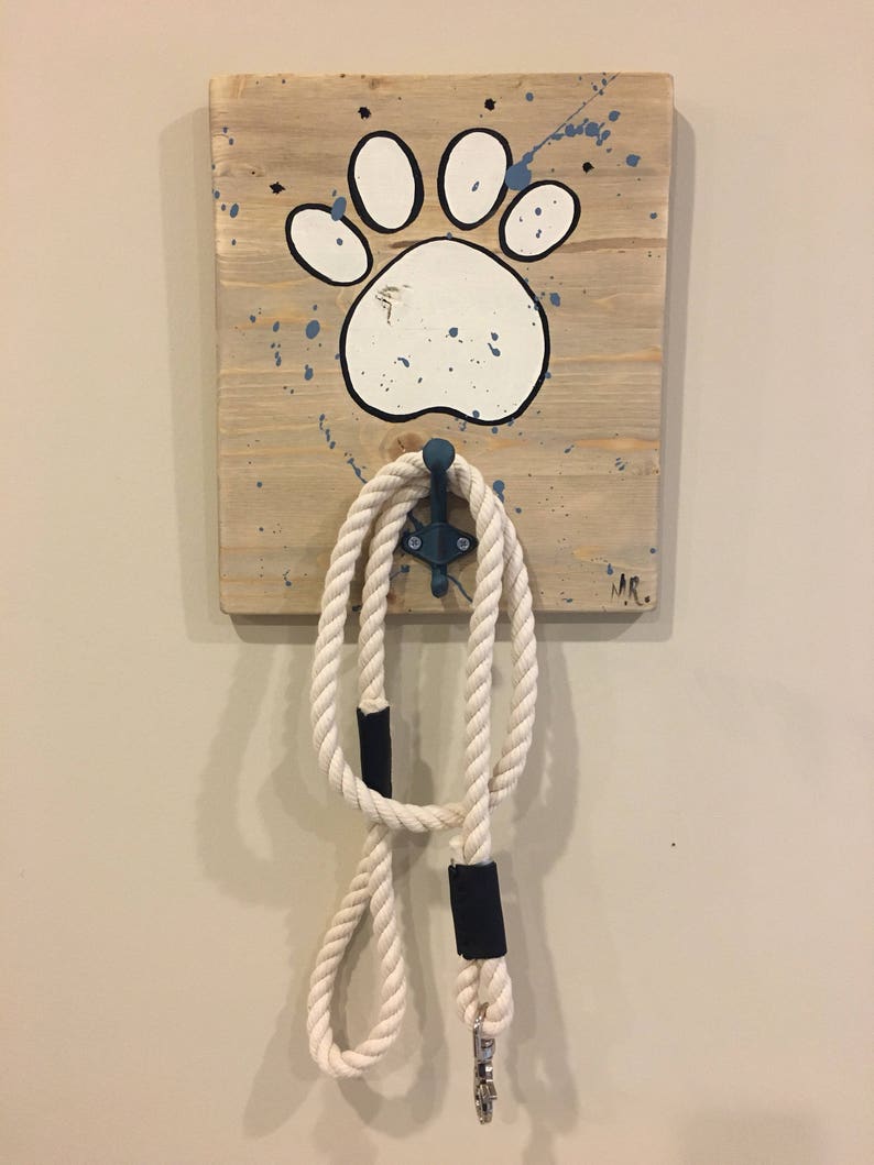 Decorative Pet Leash and Accessory Hanger