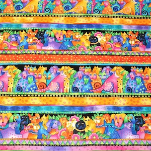 Puede incluir: Una tela colorida con un patrón repetitivo de perros de dibujos animados en varias poses y colores. Los perros están dispuestos en filas sobre un fondo negro con rayas de colores.