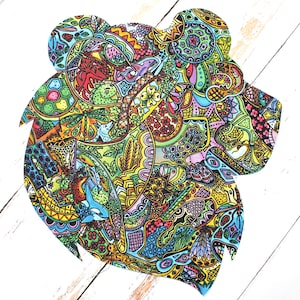 Iron-on APPLIQUE BEAR Tribal Native Wildlife Art Hand-cut Quilt Fabric - 8&quot; x 9&quot;