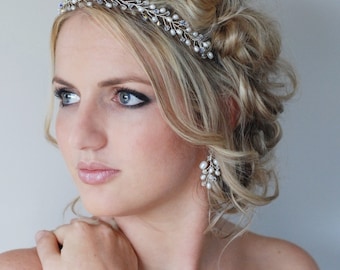 Wedding Hair Accessories,Freshwater Pearl Headband,Swarovski Crystal Hair Piece,Pearl crystal Bridal Wreath, Classic Elegant Wedding Halo