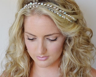 Grecian Fern Leaf Bridal Headband, Pearl Crystal Bridal Wreath,Pearl Crystal Wedding Halo, Wedding Hair Vine, Bridal Headpiece
