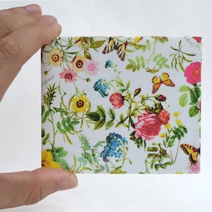 Blumen, Tyvek Portemonnaie, Personalisiertes Portemonnaie, Handgemachte Handarbeit, Schlanke Falte, Frau Kurze Geldbörse, personalisierte Geschenke, Modern