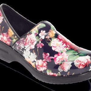Nurse mates shoes store for women