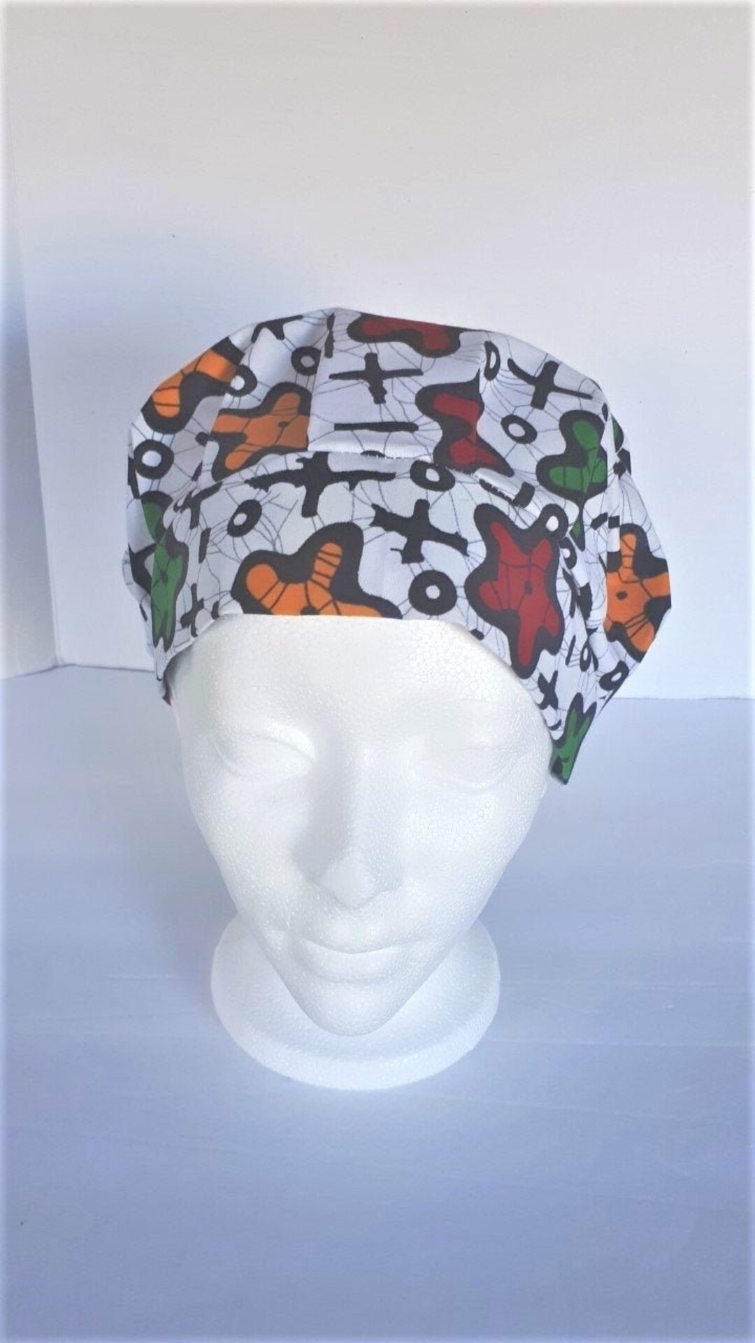 Casquette Chirurgicale Bouffante Réglable Pour Femme - Bleu Et Marron Multicolore - Coton Brodé Main (USA)